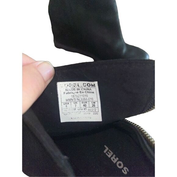 Sorel Women's Joan Of Arctic Wedge II Zip Black Leather Boots NL3364-010 Size 9 - Picture 4 of 7